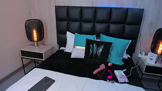 lexy cartier online show from 04-28-26, 04:33