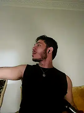 Thewildaliii0 online show from 04-28-26, 10:58