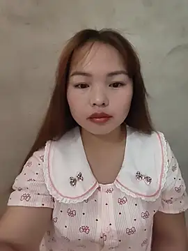 Snapshot of Mina_xYx chatting on 05-27-26, 02:08 Mina xYx online show from 05-27-26, 02:08