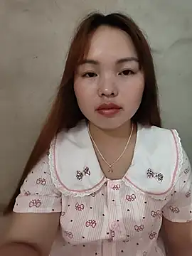 Snapshot of Mina_xYx chatting on 06-02-26, 04:01 Mina xYx online show from 06-02-26, 04:01