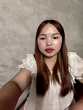 Mina xYx online show from 04-12-26, 12:30