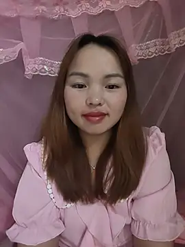 Snapshot of Mina_xYx chatting on 06-09-26, 04:41 Mina xYx online show from 06-09-26, 04:41