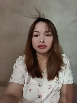 Snapshot of Mina_xYx chatting on 06-06-26, 12:49 Mina xYx online show from 06-06-26, 12:49