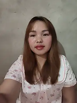 Snapshot of Mina_xYx chatting on 06-07-26, 01:33 Mina xYx online show from 06-07-26, 01:33