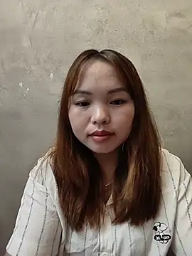 Snapshot of Mina_xYx chatting on 06-09-26, 04:35 Mina xYx online show from 06-09-26, 04:35