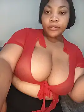 Snapshot of BeverlyQueen15 chatting on 06-03-26, 03:17 BeverlyQueen15 online show from 06-03-26, 03:17