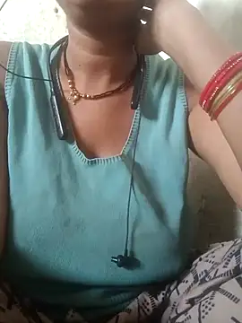 Mona ji32 online show from 04-18-26, 08:49