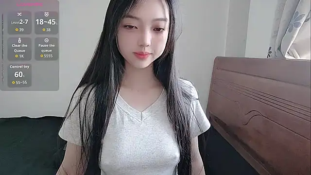 Snapshot of oblakitty_ chatting on 05-04-26, 12:47 oblakitty online show from 05-04-26, 12:47
