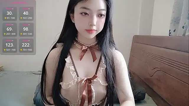 Snapshot of oblakitty_ chatting on 05-22-26, 01:03 oblakitty online show from 05-22-26, 01:03