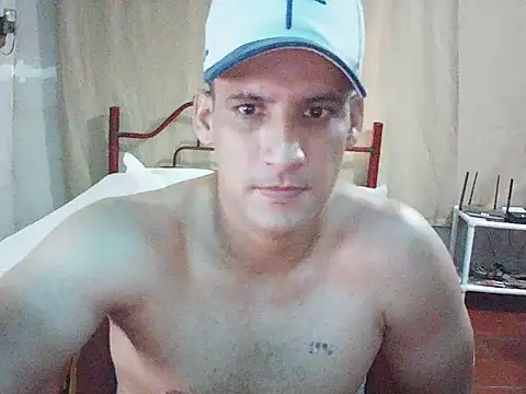 Snapshot of vortexX2565 chatting on 05-26-26, 05:33 vortexX2565 online show from 05-26-26, 05:33