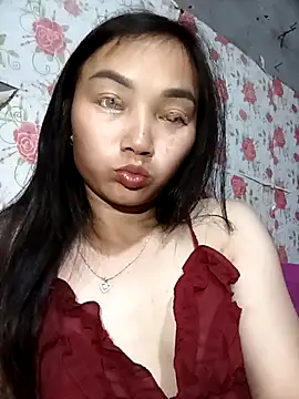 emmasexy2k online show from 04-17-26, 01:36