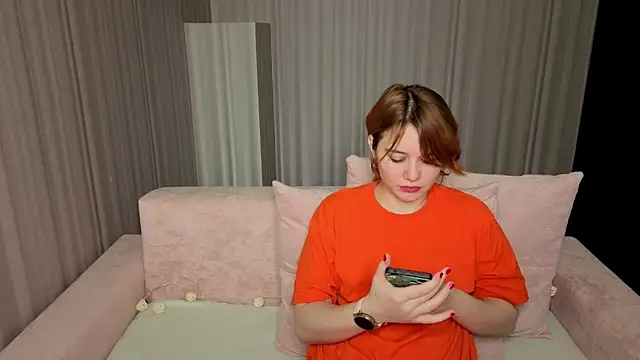 ElizabethRedWings online show from 03-21-26, 07:53
