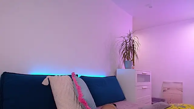 come here baby online show from 06-17-26, 12:15