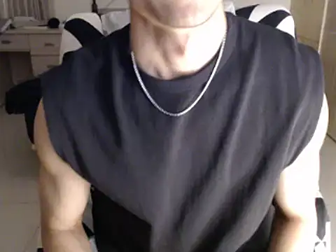 Snapshot of Kent6828 chatting on 05-14-26, 01:52 Kent6828 online show from 05-14-26, 01:52
