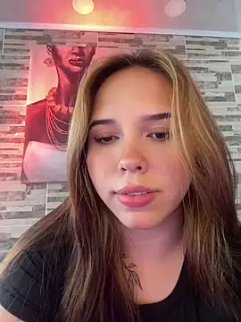 lunacandy 0 online show from 05-20-26, 07:22
