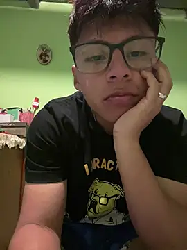 Snapshot of Arley-Arley1 chatting on 03-24-26, 03:39 Arley-Arley1 online show from 03-24-26, 03:39