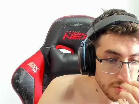 4rthurTV online show from 03-15-26, 04:03