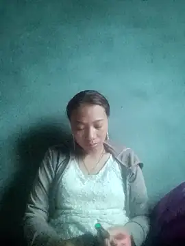 Snapshot of Leiley_98 chatting on 05-18-26, 01:06 Leiley 98 online show from 05-18-26, 01:06