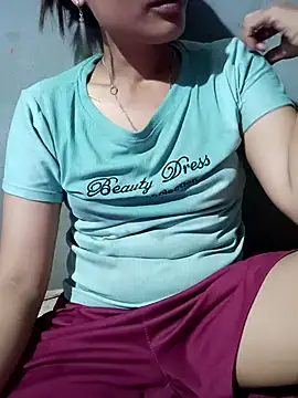 Snapshot of Leiley_98 chatting on 06-20-26, 01:49 Leiley 98 online show from 06-20-26, 01:49