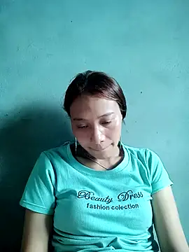 Snapshot of Leiley_98 chatting on 05-28-26, 02:41 Leiley 98 online show from 05-28-26, 02:41