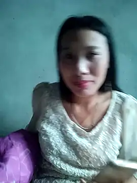 Snapshot of Leiley_98 chatting on 05-04-26, 12:14 Leiley 98 online show from 05-04-26, 12:14