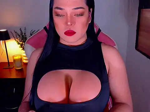 Zandralopez online show from 03-24-26, 10:54