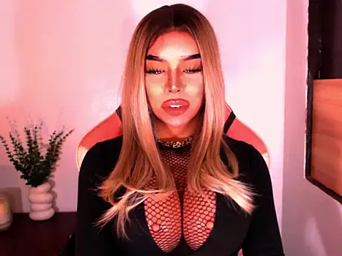 Snapshot of Zandralopez chatting on 05-22-26, 07:45 Zandralopez online show from 05-22-26, 07:45