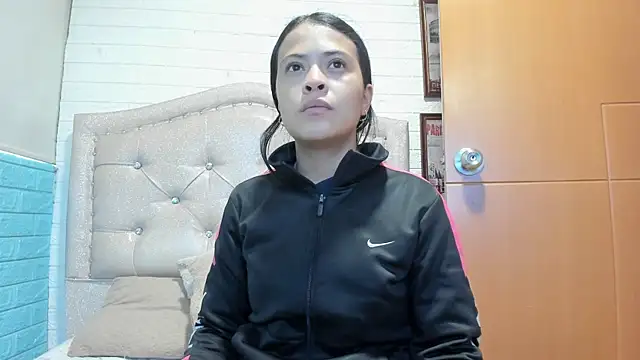 LITTLE-NESSA online show from 04-13-26, 01:15