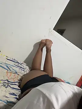 Snapshot of yuliana056 chatting on 03-31-26, 05:31 yuliana056 online show from 03-31-26, 05:31