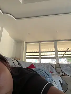 Snapshot of yuliana056 chatting on 03-20-26, 08:54 yuliana056 online show from 03-20-26, 08:54