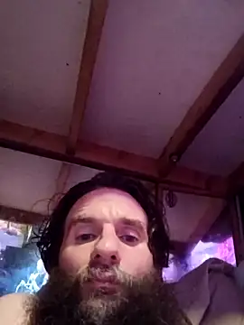 nearby causual online show from 04-12-26, 04:43