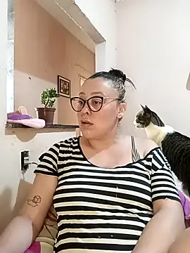 lua-bfly online show from 05-04-26, 05:49