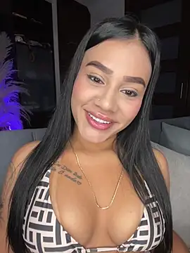 AlisonBeltran1 online show from 04-22-26, 05:25