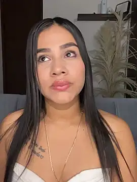 AlisonBeltran1 online show from 03-27-26, 06:55