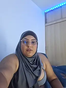 Amira-sultan1 online show from 03-17-26, 08:56