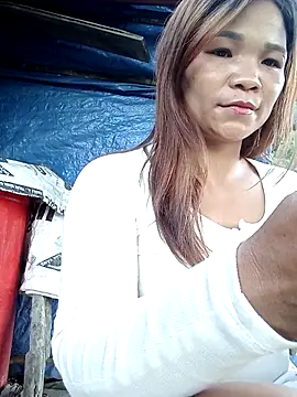 Snapshot of maymay121 chatting on 05-13-26, 11:06 maymay121 online show from 05-13-26, 11:06
