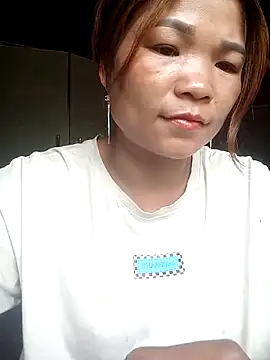 maymay121 online show from 04-17-26, 02:36