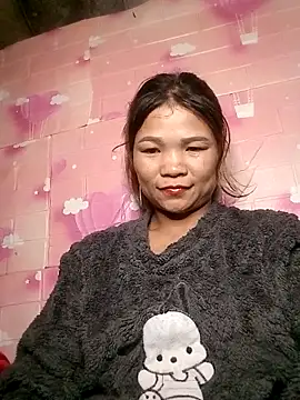 Snapshot of maymay121 chatting on 05-11-26, 02:56 maymay121 online show from 05-11-26, 02:56