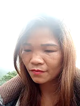Snapshot of maymay121 chatting on 05-03-26, 04:17 maymay121 online show from 05-03-26, 04:17