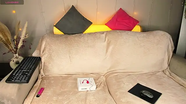 Nika Blaze online show from 07-13-26, 12:21
