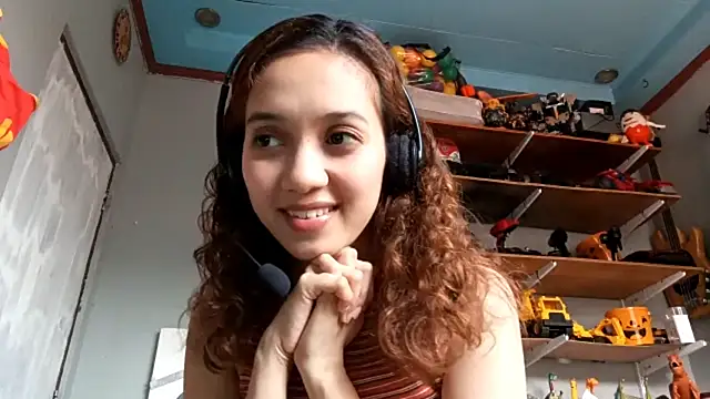 Snapshot of OlimpiaChapdelaine chatting on 03-22-26, 02:37 OlimpiaChapdelaine online show from 03-22-26, 02:37