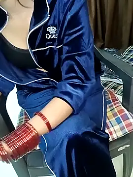 Candyy crushh online show from 03-21-26, 02:32