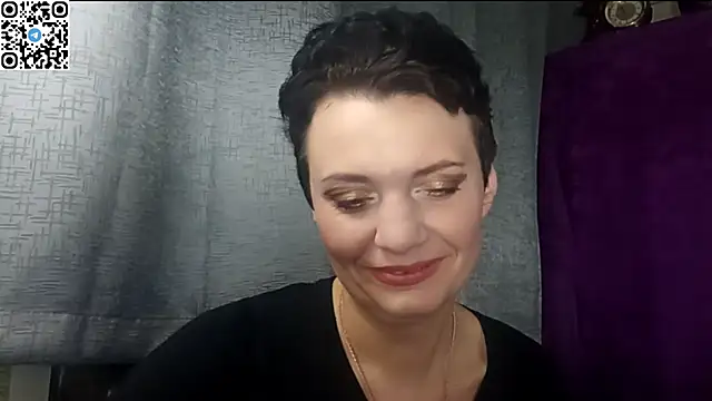 HotMamaQueen234 online show from 05-01-26, 07:41
