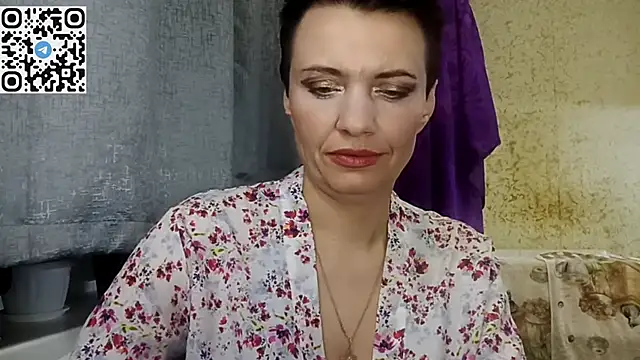 HotMamaQueen234 online show from 04-01-26, 09:12