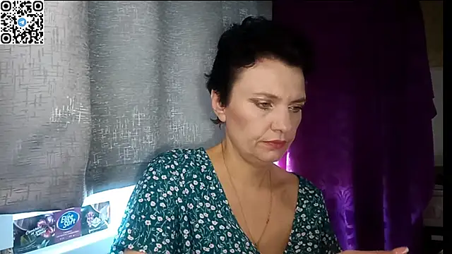 HotMamaQueen234 online show from 06-25-26, 11:48