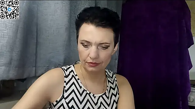 HotMamaQueen234 online show from 04-24-26, 08:55