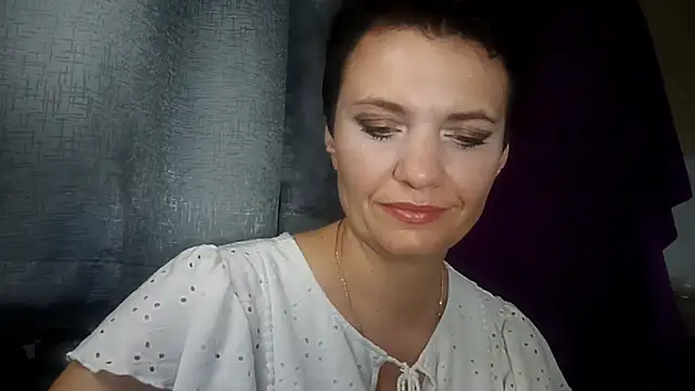 HotMamaQueen234 online show from 07-24-26, 07:43