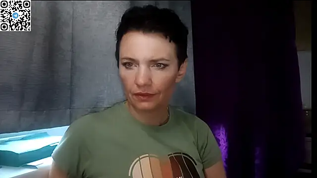 HotMamaQueen234 online show from 07-10-26, 11:43
