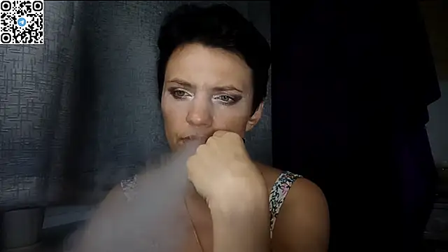 Snapshot of HotMamaQueen234 chatting on 06-13-26, 08:07 HotMamaQueen234 online show from 06-13-26, 08:07