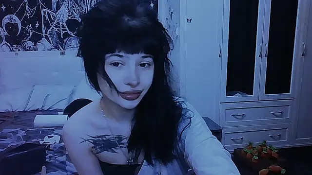 Snapshot of AllisonDeetz chatting on 05-19-26, 03:52 AllisonDeetz online show from 05-19-26, 03:52